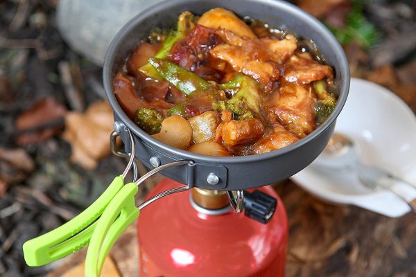 The Best Camping Mess Kit For Cooking and Eating Outdoors