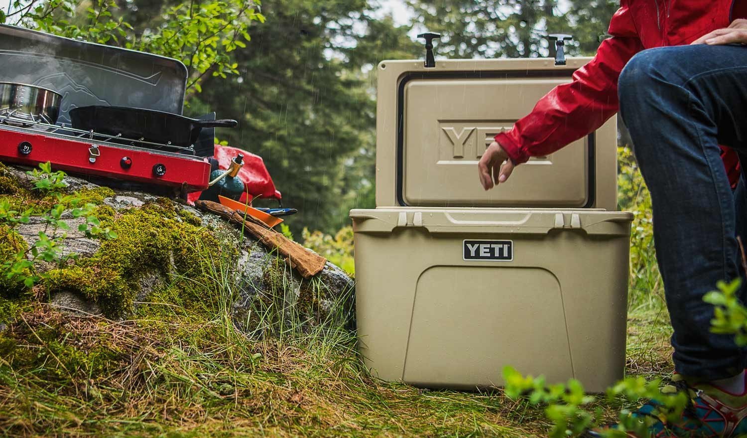 3 well known brand name coolers including Yeti, Engel and Grizzly are revie...